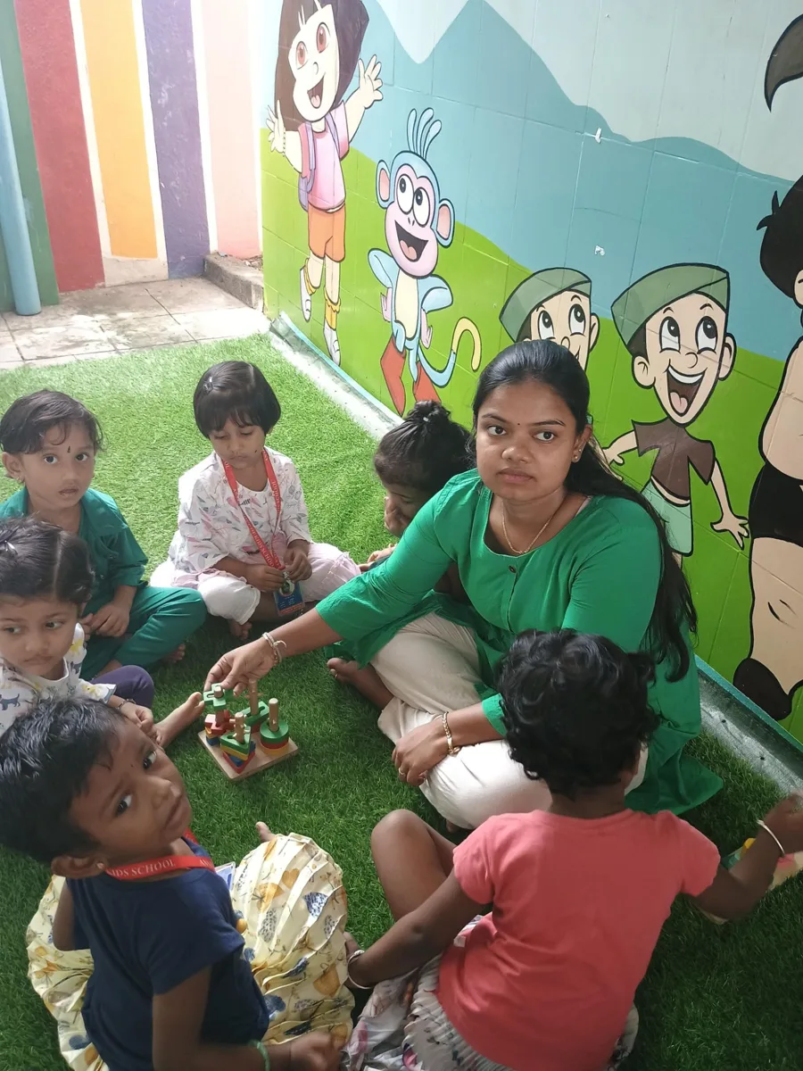 Supervised internship — teaching real children